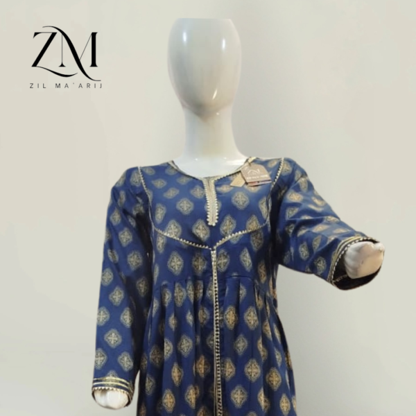 Blue Jacquard 2-Piece with Stunning Golden Design - Image 2