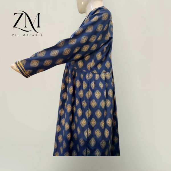 Blue Jacquard 2-Piece with Stunning Golden Design - Image 5